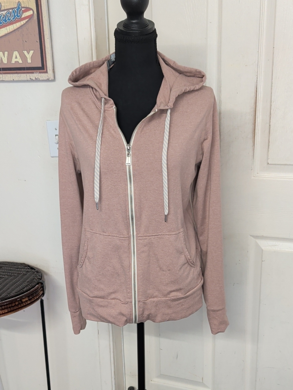Vuori Women's Halo 2.0 Performance Hoodie